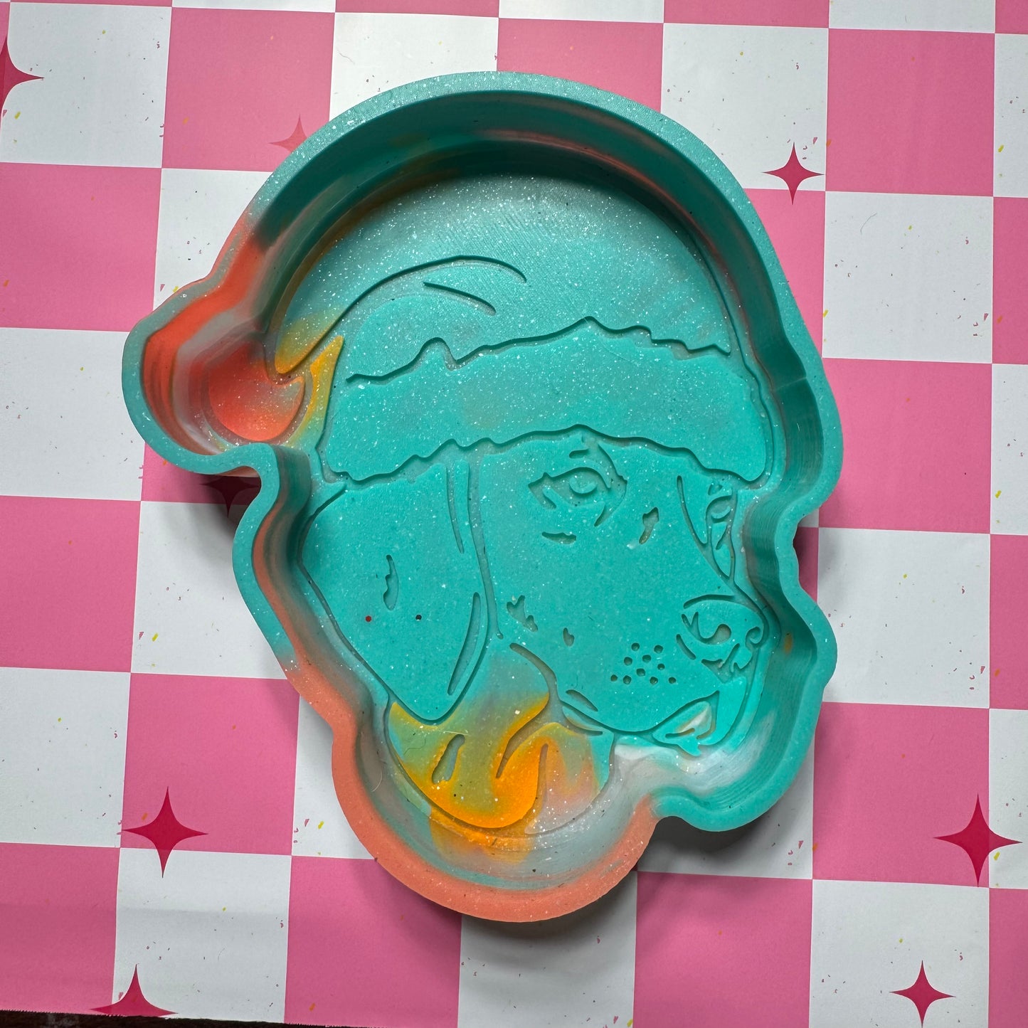 Dog with a santa hat Destash Silicone Freshie Mold