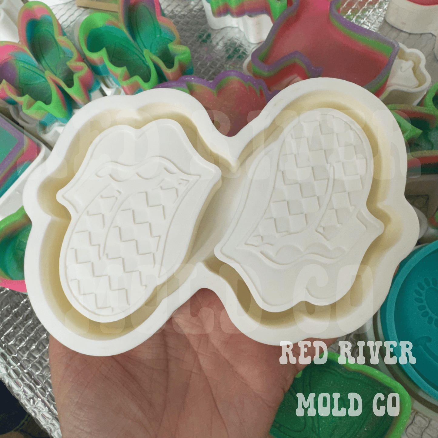 Checkered Tongue Silicone Freshie Vent/Wax Mold - Red River Mold Co
