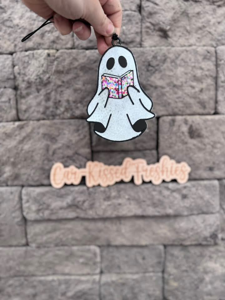 Reading Ghost Silicone Freshie Mold - Red River Mold Co