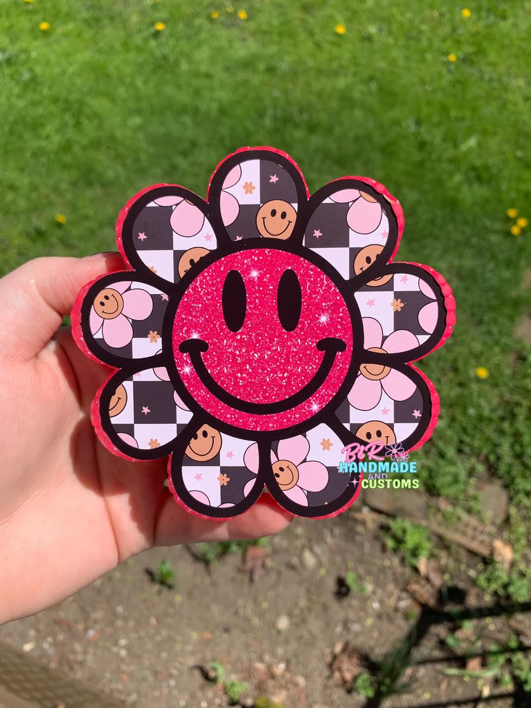 Smiley Flower Silicone Freshie Mold - Red River Mold Co