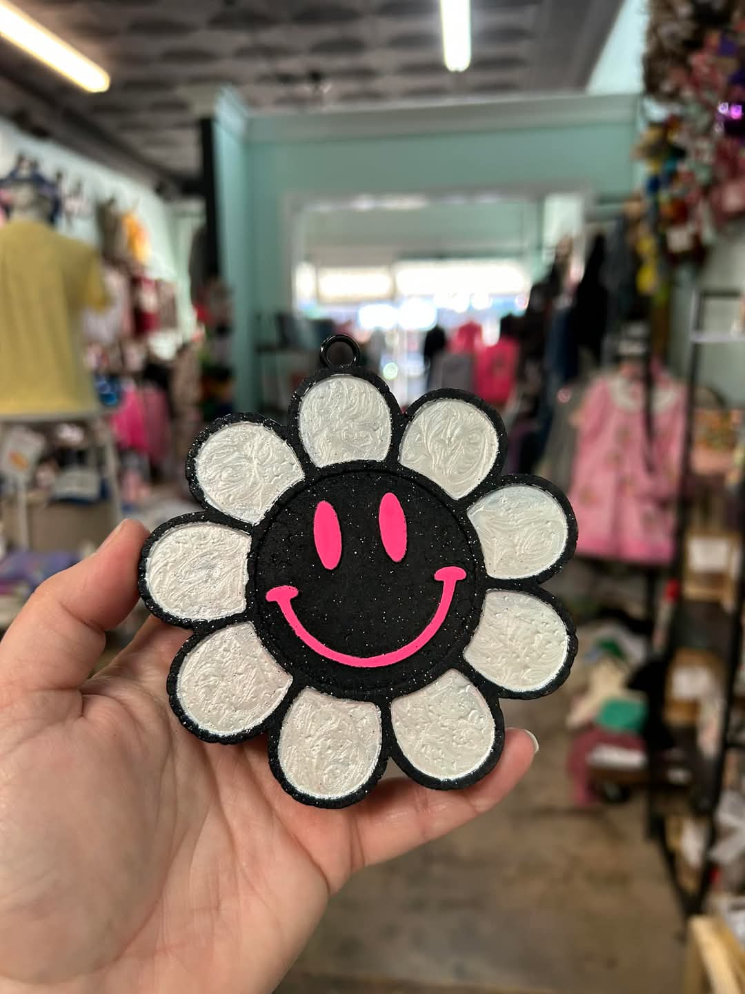 Smiley Flower Silicone Freshie Mold - Red River Mold Co