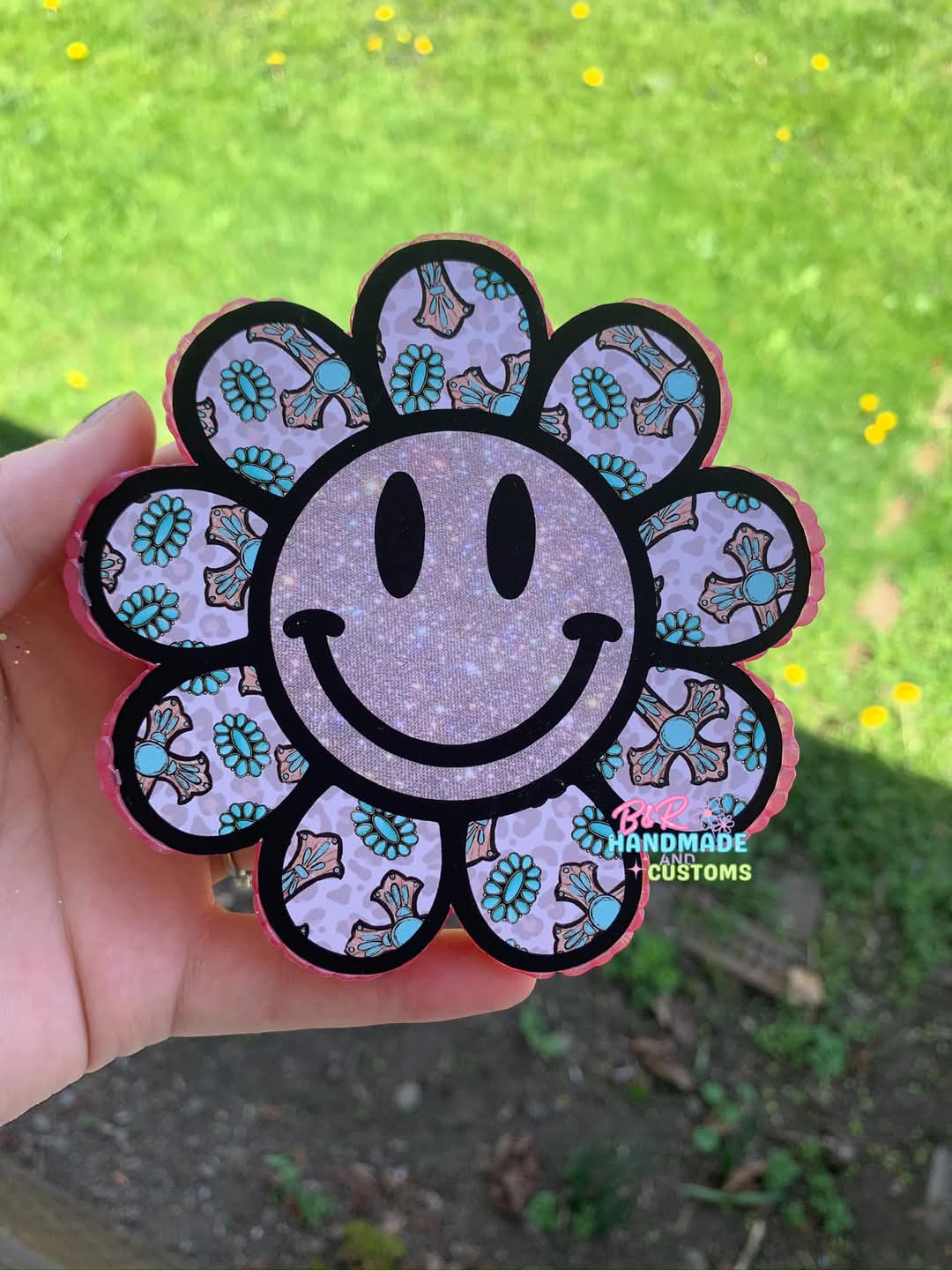 Smiley Flower Silicone Freshie Mold - Red River Mold Co