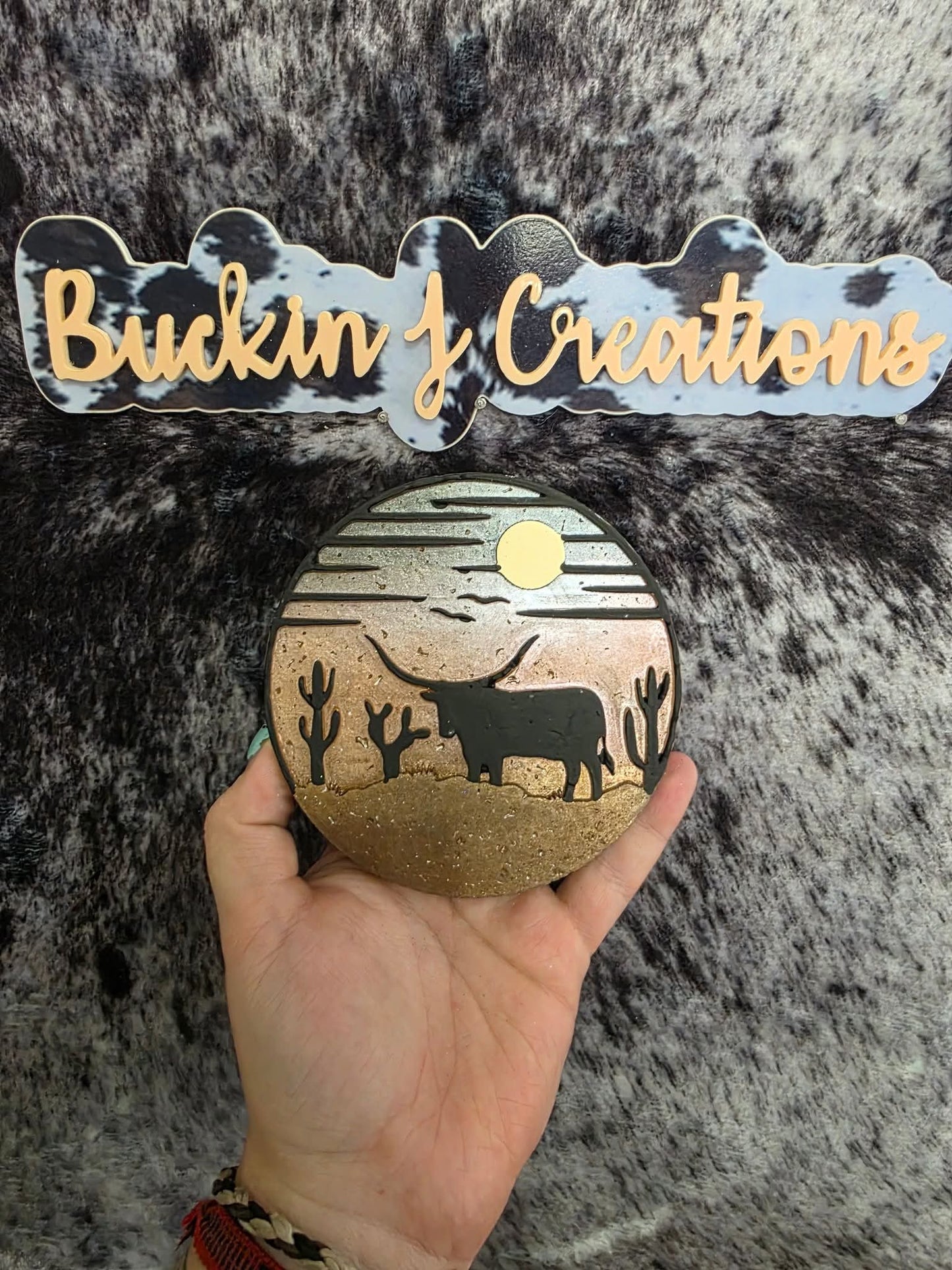 Sunset Bull Round Silicone Freshie Mold - Red River Mold Co