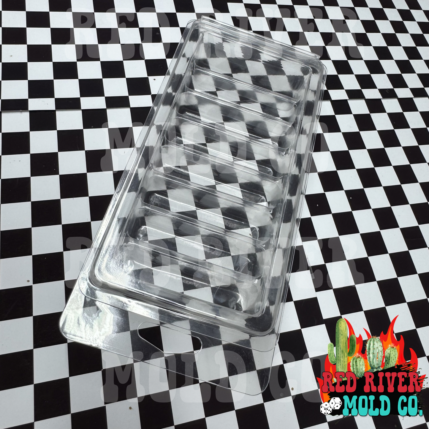 8 cavity wax clamshell