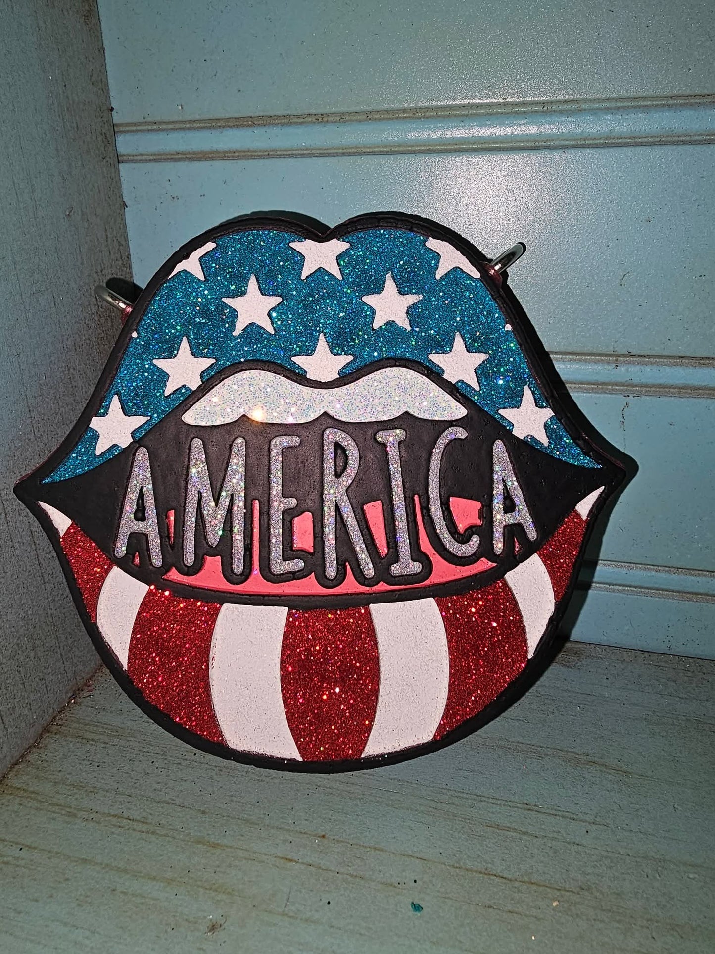 America Lips Silicone Freshie Mold - Red River Mold Co