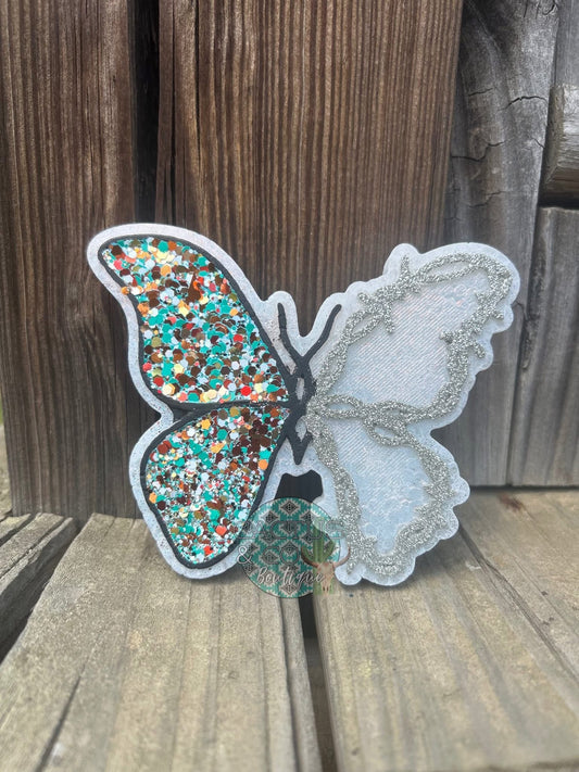 Barbwire Butterfly Silicone Freshie Mold (RRMC Exclusive) - Red River Mold Co
