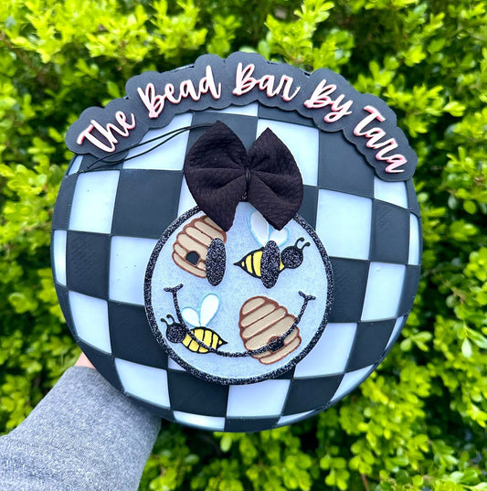 Bees and Bee Hive Smiley 4 in Round Mold Insert (RRMC Exclusive) - Red River Mold Co