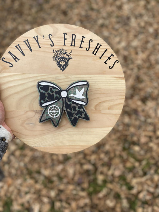 Camo Duck Hunting Bow Silicone Freshie Mold - Red River Mold Co