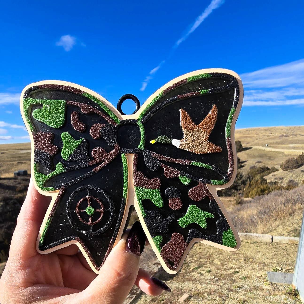 Camo Duck Hunting Bow Silicone Freshie Mold - Red River Mold Co