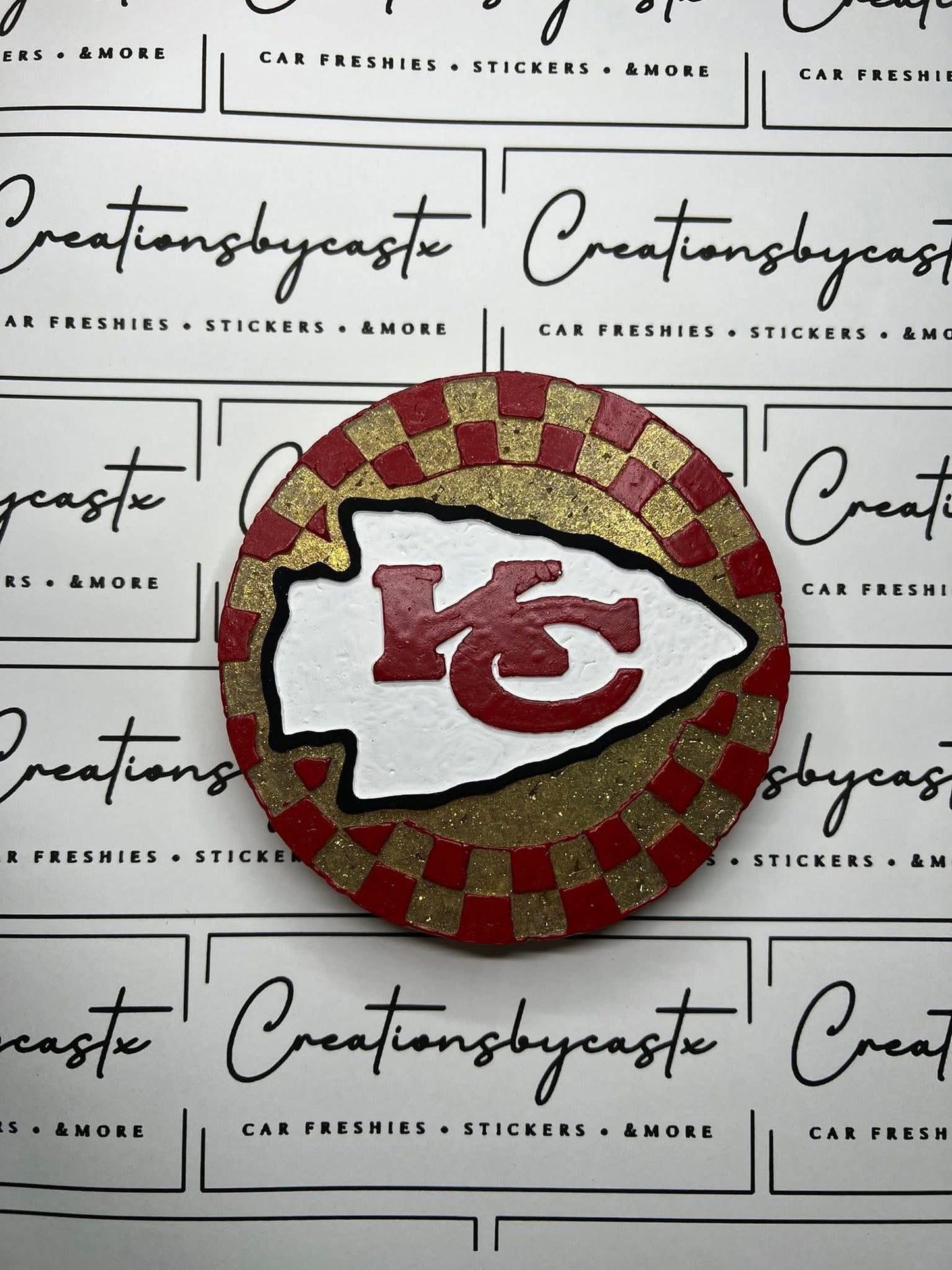 Checkered Arrowhead 4 in Round Mold Insert - Red River Mold Co