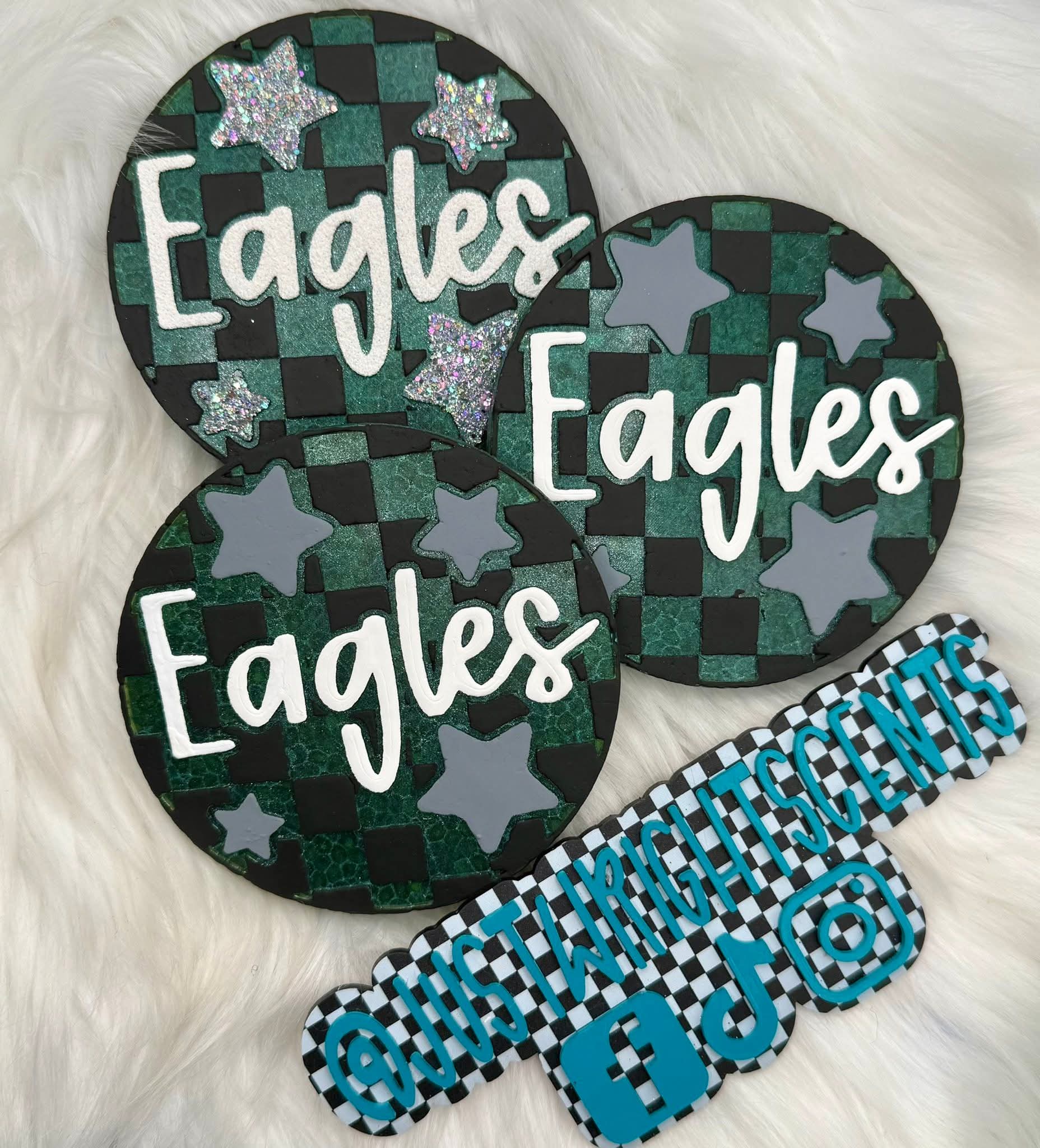 Checkered Eagles With Stars 4 in Round Mold Insert - Red River Mold Co