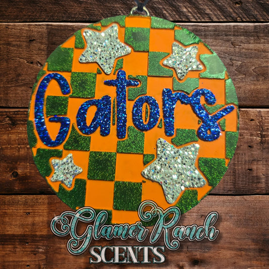 Checkered Gators With Stars 4 in Round Mold Insert - Red River Mold Co