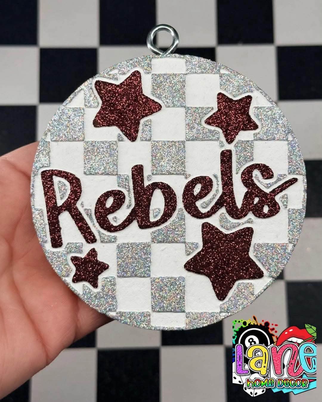 Checkered Rebels With Stars 4 in Round Mold Insert - Red River Mold Co