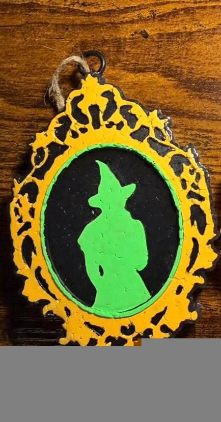 Green Witch Fancy Mirror Mold Insert - Red River Mold Co