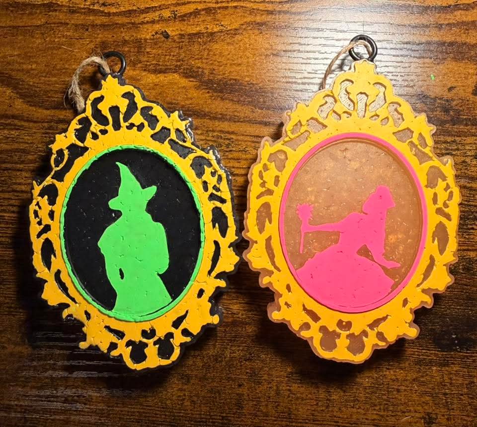 Green Witch Fancy Mirror Mold Insert - Red River Mold Co