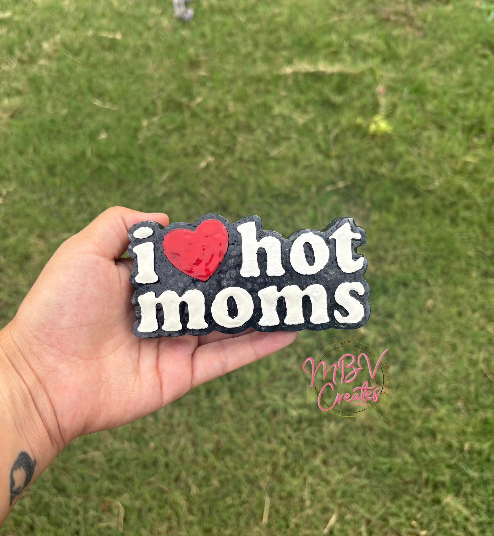 I love hot moms silicone freshie mold - Red River Mold Co