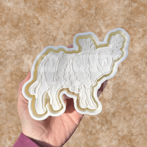 Stringlight Christmas Cow Silicone Freshie Mold - Red River Mold Co
